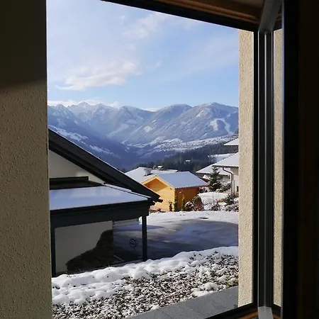 Austrian Alpine Apartment *