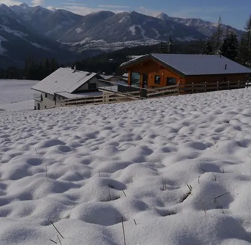 Апартаменти Austrian Alpine *