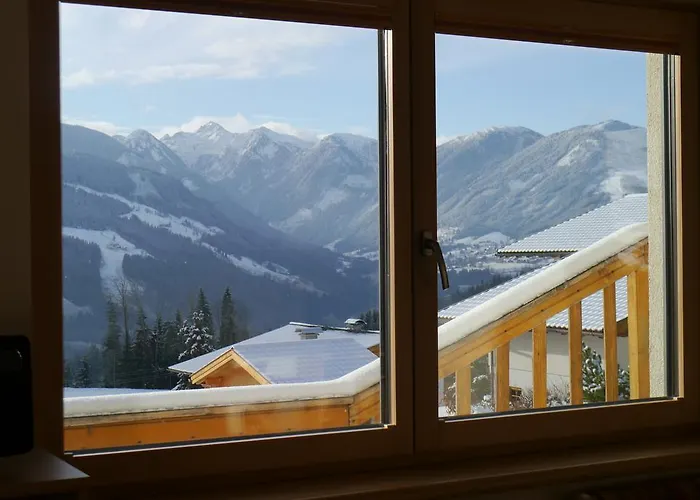 Апартаменти Austrian Alpine *