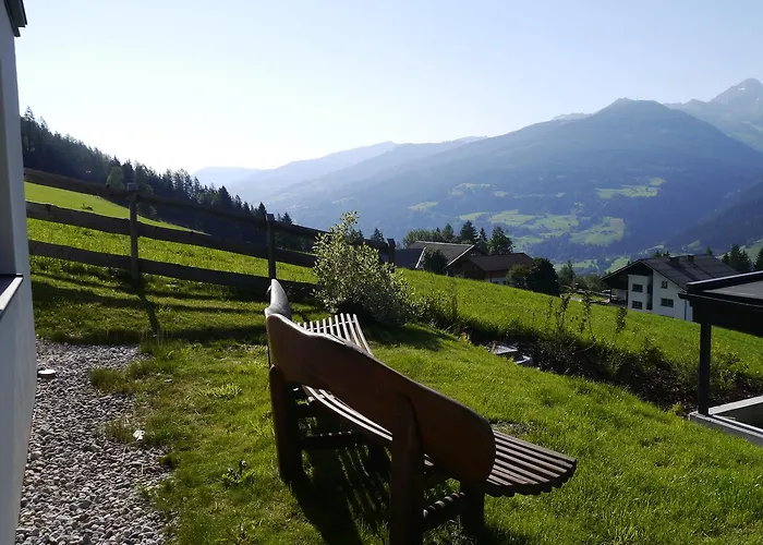 Austrian Alpine Апартаменти *